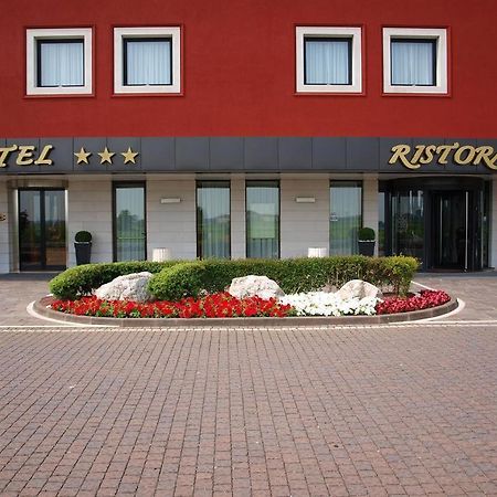 Hotel Ristorante Giada Grumolo delle Abbadesse Eksteriør billede