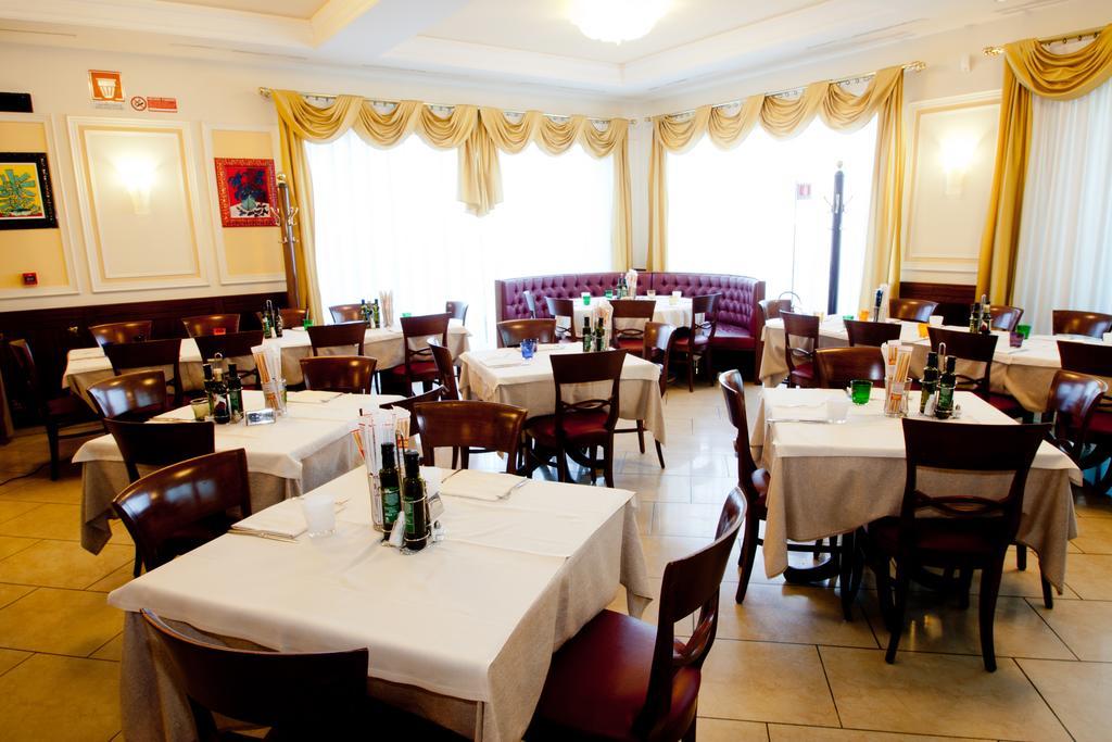 Hotel Ristorante Giada Grumolo delle Abbadesse Eksteriør billede